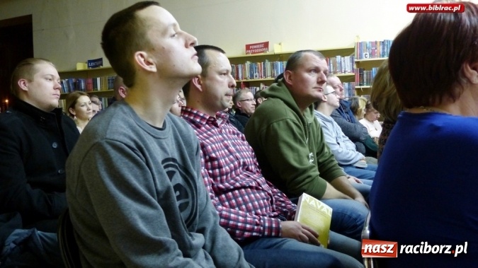 Zdjęcie w galerii na portalu naszraciborz.pl: Łobuz z Ocic - Naval w raciborskiej bibliotece wiadomości z regionu