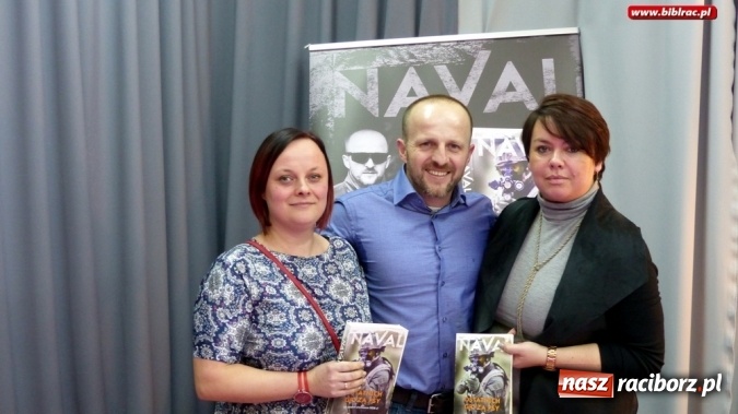 Zdjęcie w galerii na portalu naszraciborz.pl: Łobuz z Ocic - Naval w raciborskiej bibliotece wiadomości z regionu