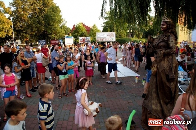 Zdjęcie w galerii na portalu naszraciborz.pl: Street Art Masters - co planują żywe rzeźby rodem z Raciborza? wiadomości z regionu