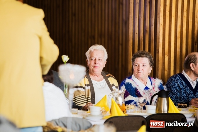 Zdjęcie w galerii na portalu naszraciborz.pl: Seniorzy świętowali w OSP Raszczyce wiadomości z regionu