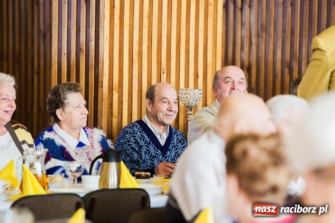 Zdjęcie w galerii na portalu naszraciborz.pl: Seniorzy świętowali w OSP Raszczyce wiadomości z regionu