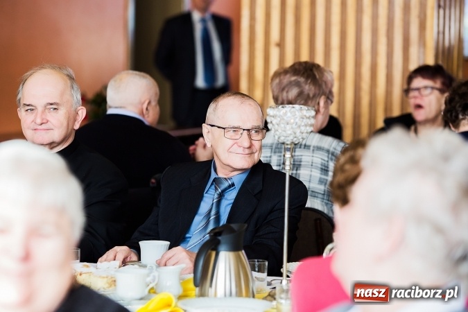 Zdjęcie w galerii na portalu naszraciborz.pl: Seniorzy świętowali w OSP Raszczyce wiadomości z regionu