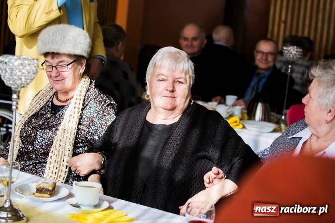 Zdjęcie w galerii na portalu naszraciborz.pl: Seniorzy świętowali w OSP Raszczyce wiadomości z regionu