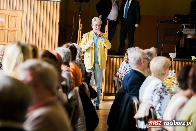 Zdjęcie w galerii na portalu naszraciborz.pl: Seniorzy świętowali w OSP Raszczyce wiadomości z regionu