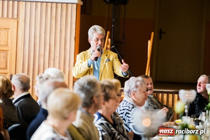 Zdjęcie w galerii na portalu naszraciborz.pl: Seniorzy świętowali w OSP Raszczyce wiadomości z regionu