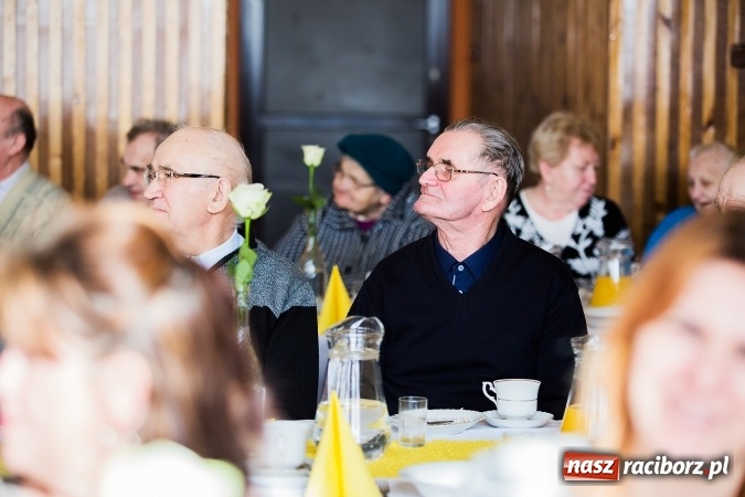 Zdjęcie w galerii na portalu naszraciborz.pl: Seniorzy świętowali w OSP Raszczyce wiadomości z regionu