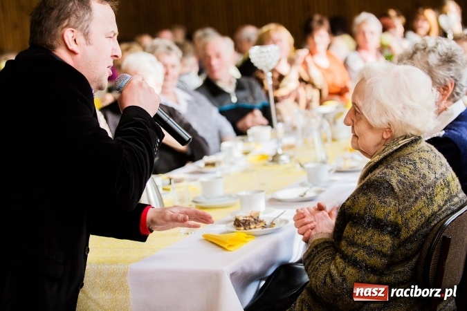Zdjęcie w galerii na portalu naszraciborz.pl: Seniorzy świętowali w OSP Raszczyce wiadomości z regionu