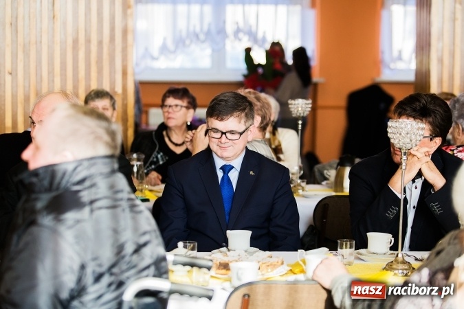 Zdjęcie w galerii na portalu naszraciborz.pl: Seniorzy świętowali w OSP Raszczyce wiadomości z regionu