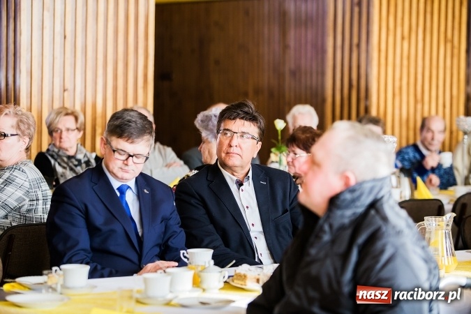 Zdjęcie w galerii na portalu naszraciborz.pl: Seniorzy świętowali w OSP Raszczyce wiadomości z regionu