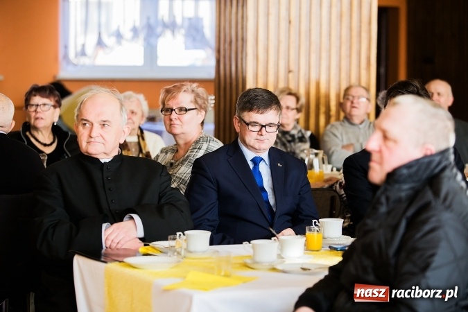 Zdjęcie w galerii na portalu naszraciborz.pl: Seniorzy świętowali w OSP Raszczyce wiadomości z regionu