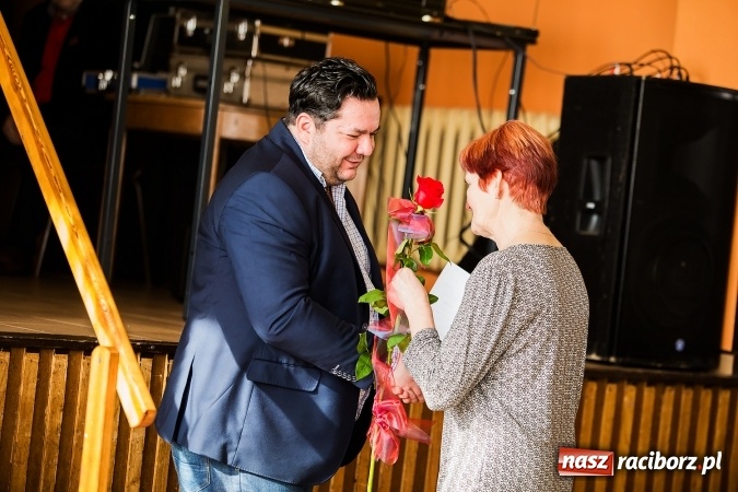 Zdjęcie w galerii na portalu naszraciborz.pl: Seniorzy świętowali w OSP Raszczyce wiadomości z regionu