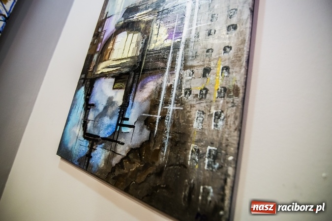 Zdjęcie w galerii na portalu naszraciborz.pl: Wystawa nauczycieli Liceum Plastycznego w Galerii Obok wiadomości z regionu