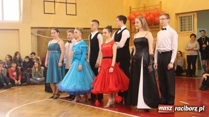 Zdjęcie w galerii na portalu naszraciborz.pl: Walentynkowy turniej taneczny w ZSO nr 1 wiadomości z regionu