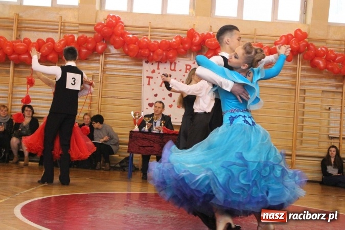 Zdjęcie w galerii na portalu naszraciborz.pl: Walentynkowy turniej taneczny w ZSO nr 1 wiadomości z regionu