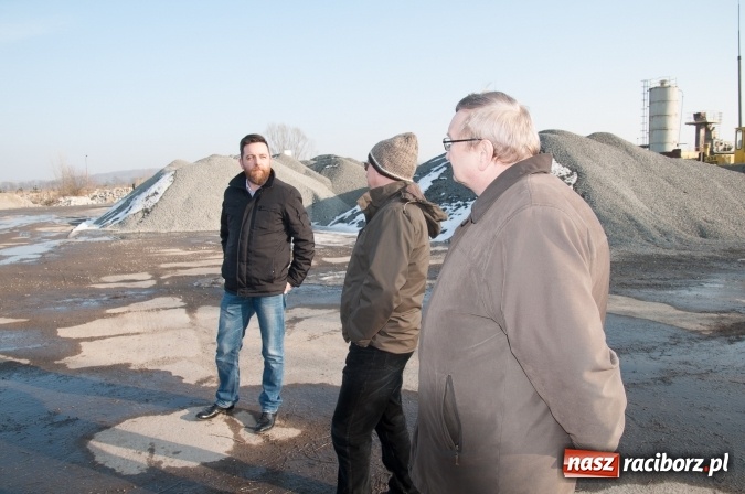 Zdjęcie w galerii na portalu naszraciborz.pl: Z gospodarską wizytą w Przedsiębiorstwie Rob&oacute;t Drogowych wiadomości z regionu