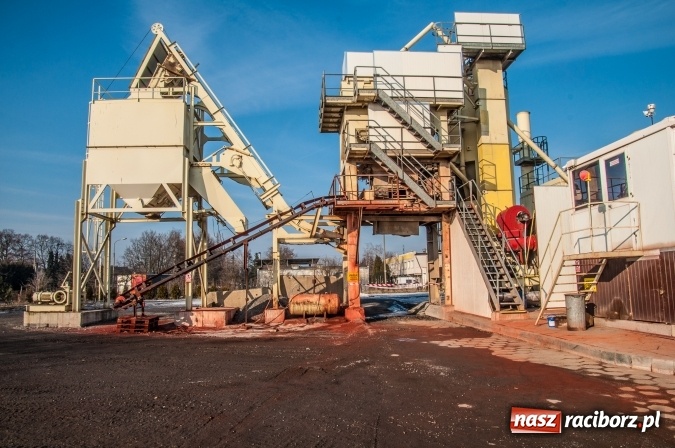 Zdjęcie w galerii na portalu naszraciborz.pl: Z gospodarską wizytą w Przedsiębiorstwie Rob&oacute;t Drogowych wiadomości z regionu