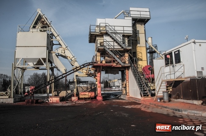 Zdjęcie w galerii na portalu naszraciborz.pl: Z gospodarską wizytą w Przedsiębiorstwie Rob&oacute;t Drogowych wiadomości z regionu