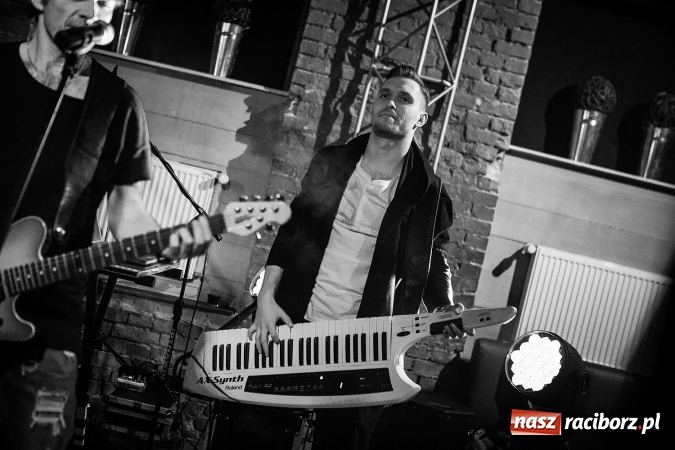 Zdjęcie w galerii na portalu naszraciborz.pl: Papa D zagrał w pubie Raciborska Piwnica wiadomości z regionu