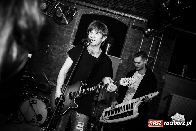 Zdjęcie w galerii na portalu naszraciborz.pl: Papa D zagrał w pubie Raciborska Piwnica wiadomości z regionu