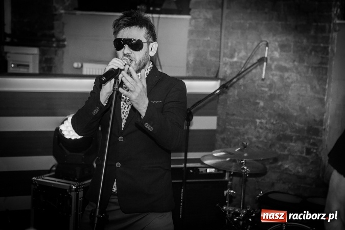 Zdjęcie w galerii na portalu naszraciborz.pl: Papa D zagrał w pubie Raciborska Piwnica wiadomości z regionu