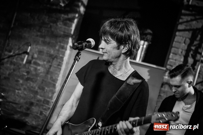 Zdjęcie w galerii na portalu naszraciborz.pl: Papa D zagrał w pubie Raciborska Piwnica wiadomości z regionu