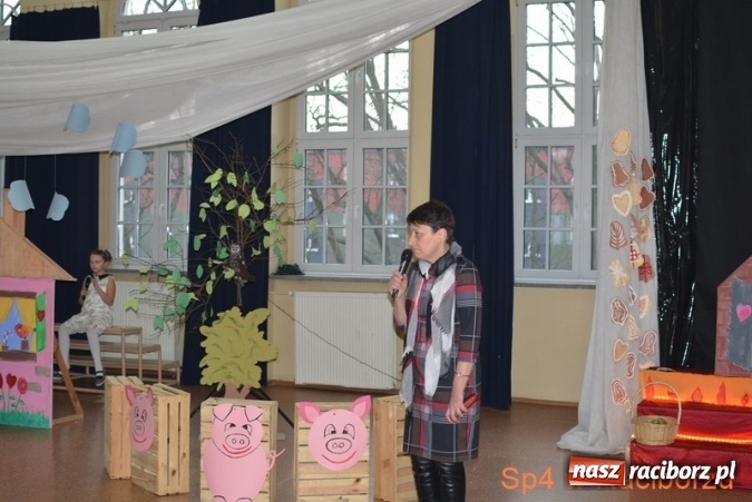 Zdjęcie w galerii na portalu naszraciborz.pl: SP 4 otwiera swoje drzwi dla przyszłych pierwszoklasistów wiadomości z regionu