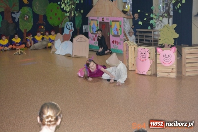 Zdjęcie w galerii na portalu naszraciborz.pl: SP 4 otwiera swoje drzwi dla przyszłych pierwszoklasistów wiadomości z regionu