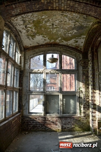 Zdjęcie w galerii na portalu naszraciborz.pl: Czy miasto mogłoby przejąć stary szpital? Zapytaliśmy o to na konwencji prezydenta  wiadomości z regionu