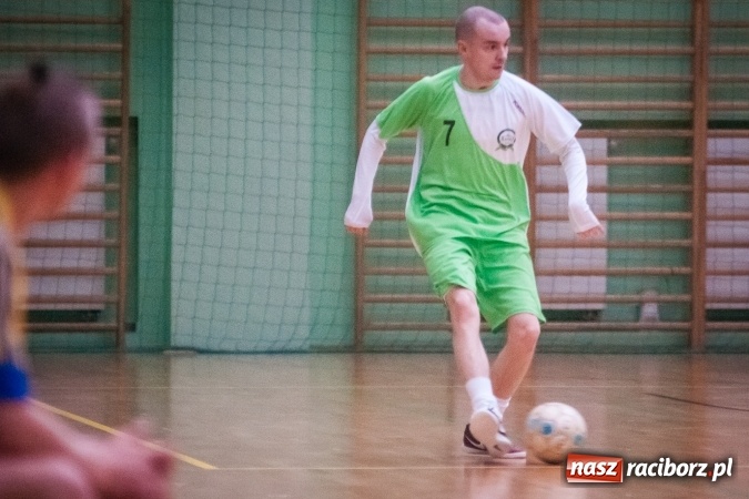 Zdjęcie w galerii na portalu naszraciborz.pl: HLPN: Ostatnia prosta w rozgrywkach futsalu wiadomości z regionu