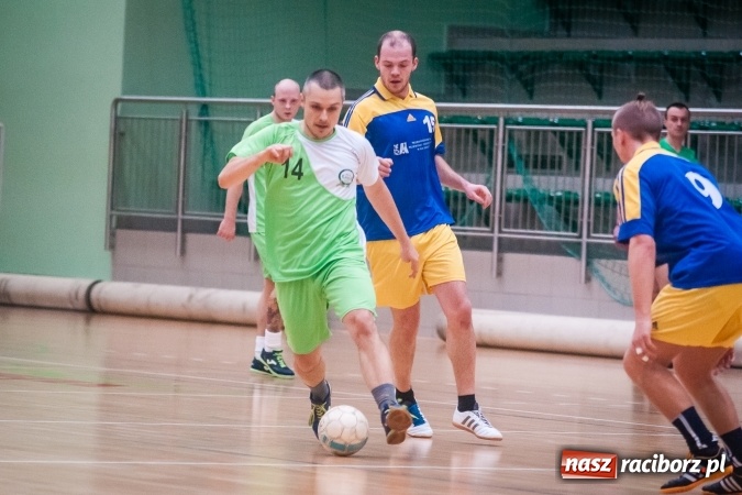 Zdjęcie w galerii na portalu naszraciborz.pl: HLPN: Ostatnia prosta w rozgrywkach futsalu wiadomości z regionu