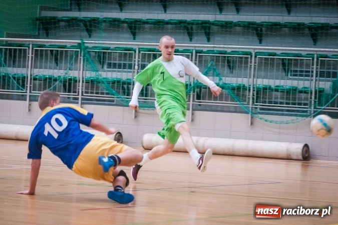 Zdjęcie w galerii na portalu naszraciborz.pl: HLPN: Ostatnia prosta w rozgrywkach futsalu wiadomości z regionu