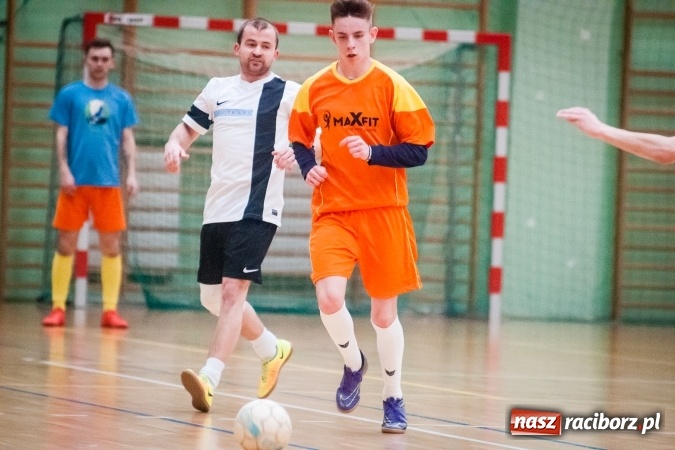 Zdjęcie w galerii na portalu naszraciborz.pl: HLPN: Ostatnia prosta w rozgrywkach futsalu wiadomości z regionu