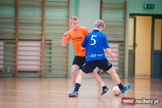 Zdjęcie w galerii na portalu naszraciborz.pl: HLPN: Ostatnia prosta w rozgrywkach futsalu wiadomości z regionu