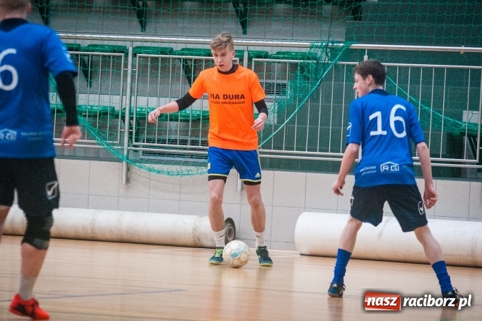 Zdjęcie w galerii na portalu naszraciborz.pl: HLPN: Ostatnia prosta w rozgrywkach futsalu wiadomości z regionu