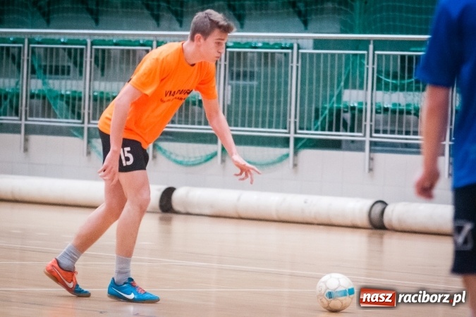 Zdjęcie w galerii na portalu naszraciborz.pl: HLPN: Ostatnia prosta w rozgrywkach futsalu wiadomości z regionu