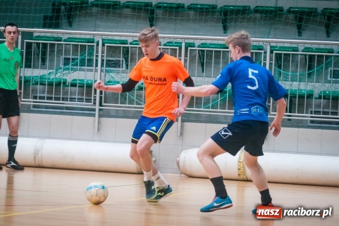 Zdjęcie w galerii na portalu naszraciborz.pl: HLPN: Ostatnia prosta w rozgrywkach futsalu wiadomości z regionu