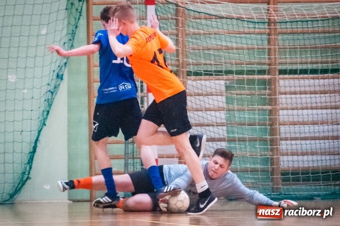 Zdjęcie w galerii na portalu naszraciborz.pl: HLPN: Ostatnia prosta w rozgrywkach futsalu wiadomości z regionu
