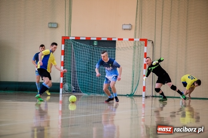 Zdjęcie w galerii na portalu naszraciborz.pl: X edycja Turnieju Halowego o Puchar Wójta Gminy wiadomości z regionu