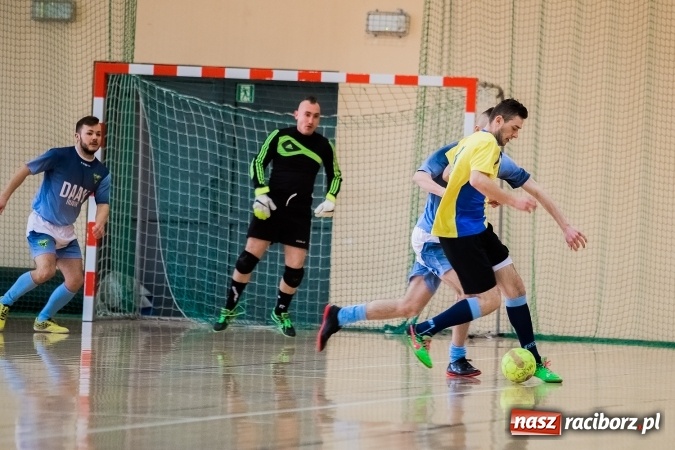 Zdjęcie w galerii na portalu naszraciborz.pl: X edycja Turnieju Halowego o Puchar Wójta Gminy wiadomości z regionu