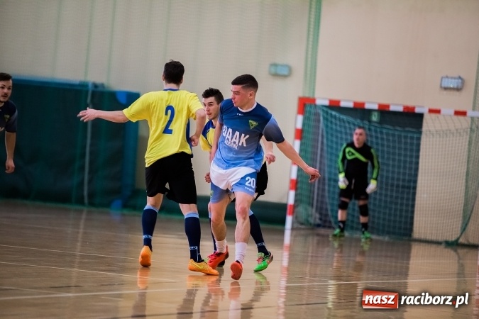 Zdjęcie w galerii na portalu naszraciborz.pl: X edycja Turnieju Halowego o Puchar Wójta Gminy wiadomości z regionu