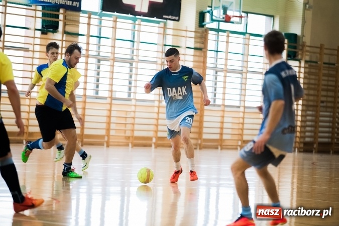 Zdjęcie w galerii na portalu naszraciborz.pl: X edycja Turnieju Halowego o Puchar Wójta Gminy wiadomości z regionu