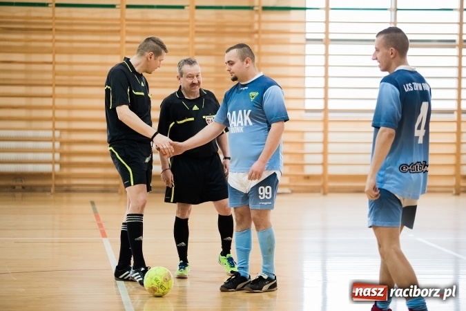 Zdjęcie w galerii na portalu naszraciborz.pl: X edycja Turnieju Halowego o Puchar Wójta Gminy wiadomości z regionu