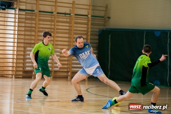 Zdjęcie w galerii na portalu naszraciborz.pl: X edycja Turnieju Halowego o Puchar Wójta Gminy wiadomości z regionu