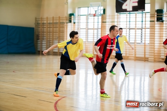 Zdjęcie w galerii na portalu naszraciborz.pl: X edycja Turnieju Halowego o Puchar Wójta Gminy wiadomości z regionu