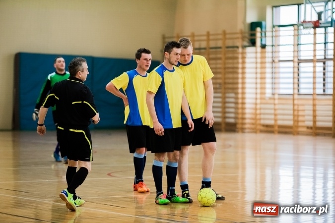 Zdjęcie w galerii na portalu naszraciborz.pl: X edycja Turnieju Halowego o Puchar Wójta Gminy wiadomości z regionu