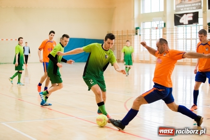 Zdjęcie w galerii na portalu naszraciborz.pl: X edycja Turnieju Halowego o Puchar Wójta Gminy wiadomości z regionu