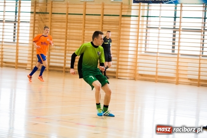 Zdjęcie w galerii na portalu naszraciborz.pl: X edycja Turnieju Halowego o Puchar Wójta Gminy wiadomości z regionu