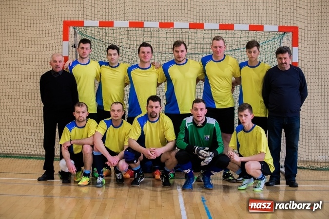 Zdjęcie w galerii na portalu naszraciborz.pl: X edycja Turnieju Halowego o Puchar Wójta Gminy wiadomości z regionu