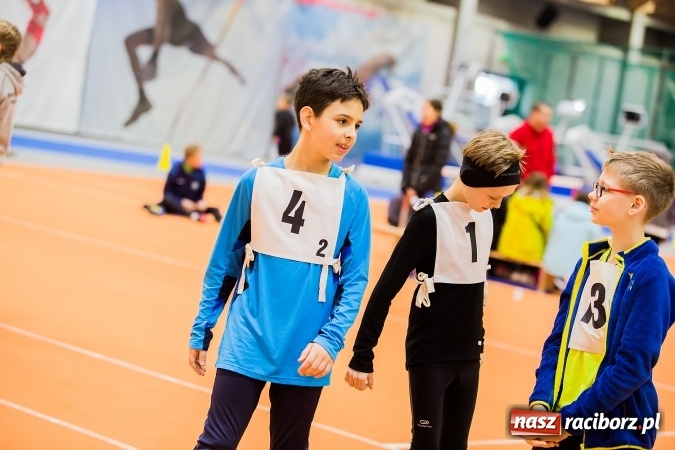 Zdjęcie w galerii na portalu naszraciborz.pl: Lekkoatletyczne halowe mistrzostwa Śląska w ZSOMS wiadomości z regionu