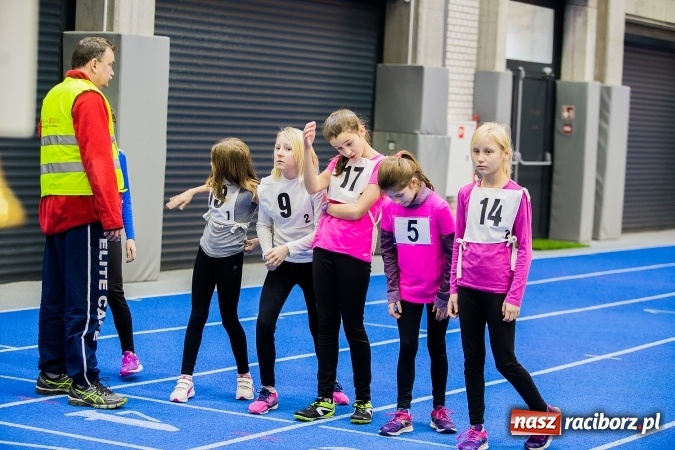 Zdjęcie w galerii na portalu naszraciborz.pl: Lekkoatletyczne halowe mistrzostwa Śląska w ZSOMS wiadomości z regionu